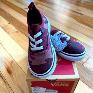 Vans Toddler maroon camo sneakers
